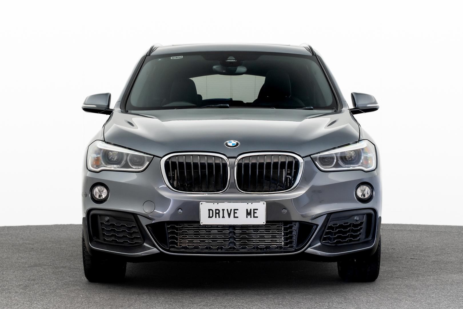 BMW X1 image 2