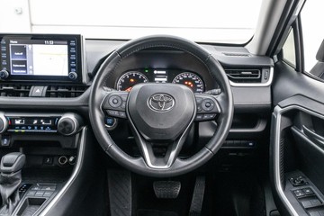 https://dvg-vehicle-assets.s3.amazonaws.com/C5000/af0l9hfdf6dt23ufc3128yx00.jpg