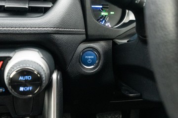 https://dvg-vehicle-assets.s3.amazonaws.com/C5000/cbxxilj2k4elbioium527dj5h.jpg