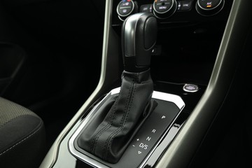 https://dvg-vehicle-assets.s3.amazonaws.com/C5011/4q38xspd3fxi8is8jh2d3ioz0.jpg