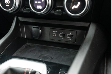 https://dvg-vehicle-assets.s3.amazonaws.com/C5014/d2naw4x8q8lf1rdu55xc2ku1m.jpg