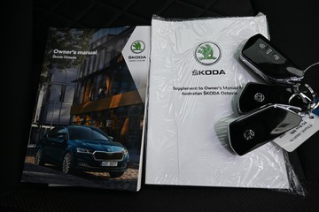 https://dvg-vehicle-assets.s3.amazonaws.com/C5027/c0lwp6urihbxlcsiwxkez8io9.jpg