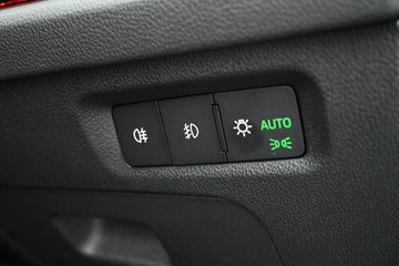 https://dvg-vehicle-assets.s3.amazonaws.com/C5027/dd745karxjiev70p4ip6d66bb.jpg