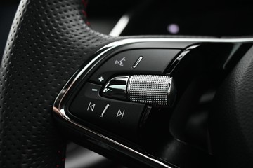 https://dvg-vehicle-assets.s3.amazonaws.com/C5027/duzydh9r4bgcidjok1mc6kewn.jpg