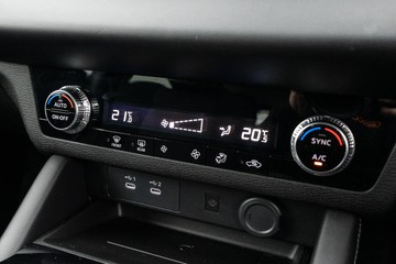 https://dvg-vehicle-assets.s3.amazonaws.com/C5042/1w9h2mctwlufw7iodlnao2bra.jpg