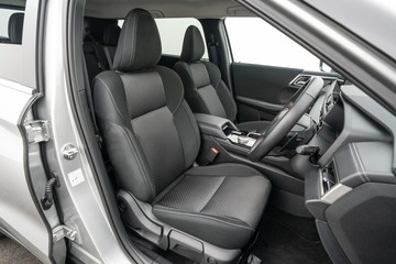 https://dvg-vehicle-assets.s3.amazonaws.com/C5042/23w52t7zcamgz02pj34806ta4.jpg