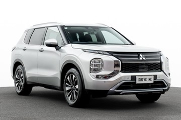 https://dvg-vehicle-assets.s3.amazonaws.com/C5042/2ybs0l43uokh13ah0ezqkq06w.jpg