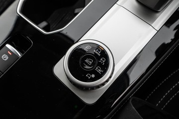 https://dvg-vehicle-assets.s3.amazonaws.com/C5042/6bv4emwd5gapwoxg94drz7dyh.jpg