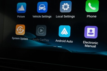 https://dvg-vehicle-assets.s3.amazonaws.com/C5046/3vqre410o03tw7bcgi1r72g11.jpg