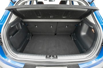 https://dvg-vehicle-assets.s3.amazonaws.com/C5050/1xt1bawpgt5iu52uhs3465ex2.jpg