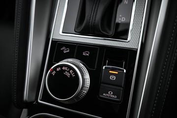 https://dvg-vehicle-assets.s3.amazonaws.com/C5053/7e364i3p7nhi8uhp7tyls8v4m.jpg