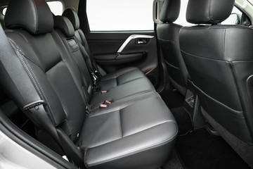 https://dvg-vehicle-assets.s3.amazonaws.com/C5053/87ql4sn9o4gjm2m9d6b0gix8o.jpg
