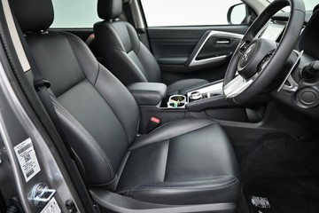https://dvg-vehicle-assets.s3.amazonaws.com/C5053/dzdkrtrv9pn86u965b3f5nhrr.jpg