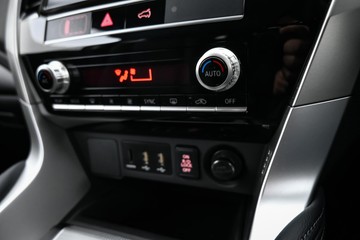 https://dvg-vehicle-assets.s3.amazonaws.com/C5053/e15x5k5rmzyxybxr5362zsuml.jpg