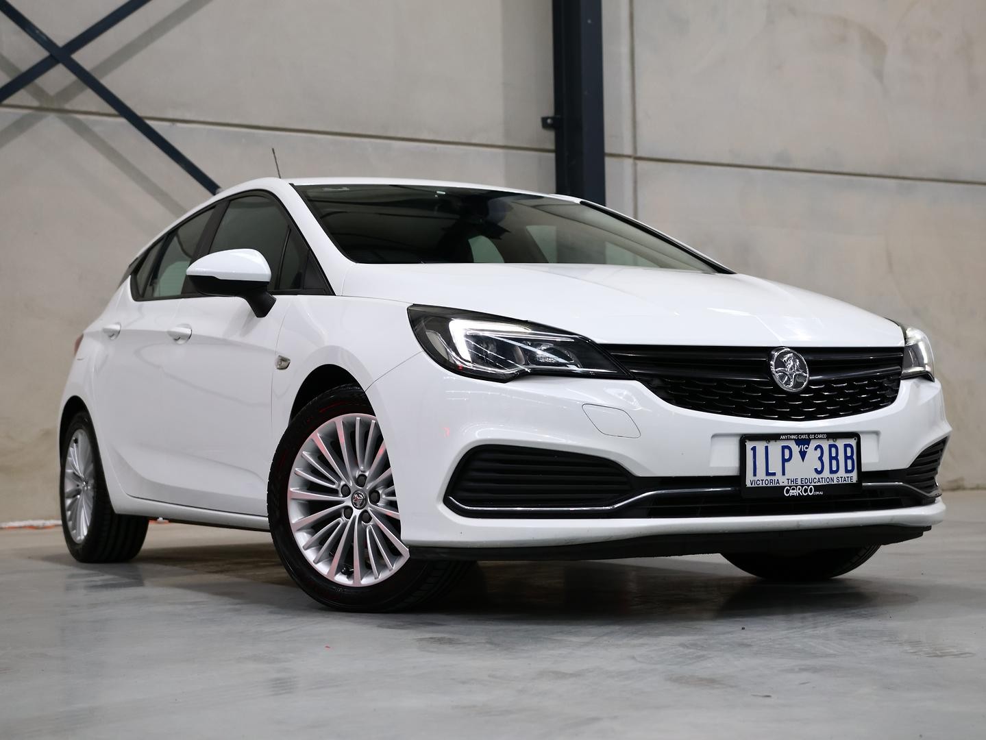 Holden Astra image 1