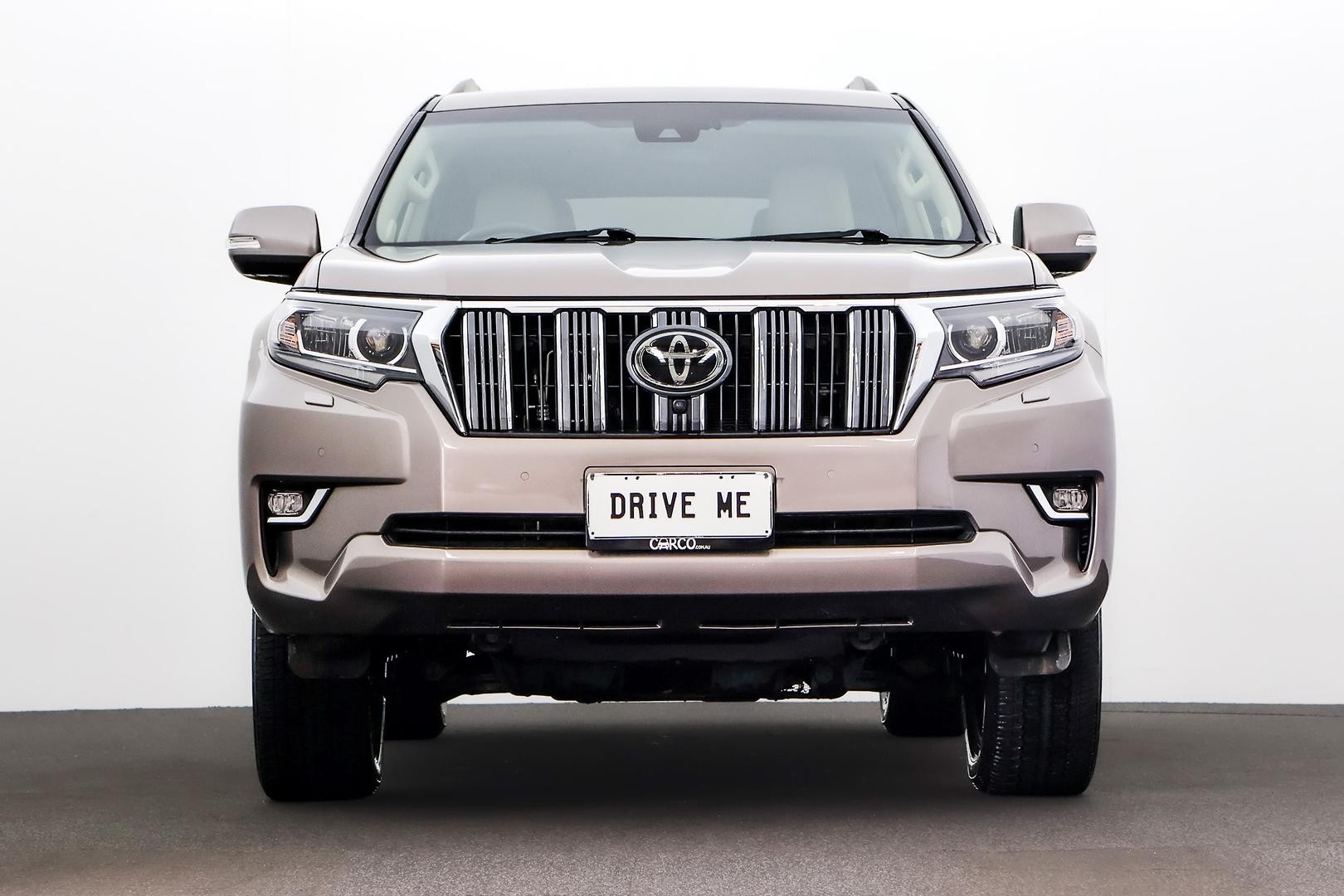 Toyota Landcruiser Prado image 2