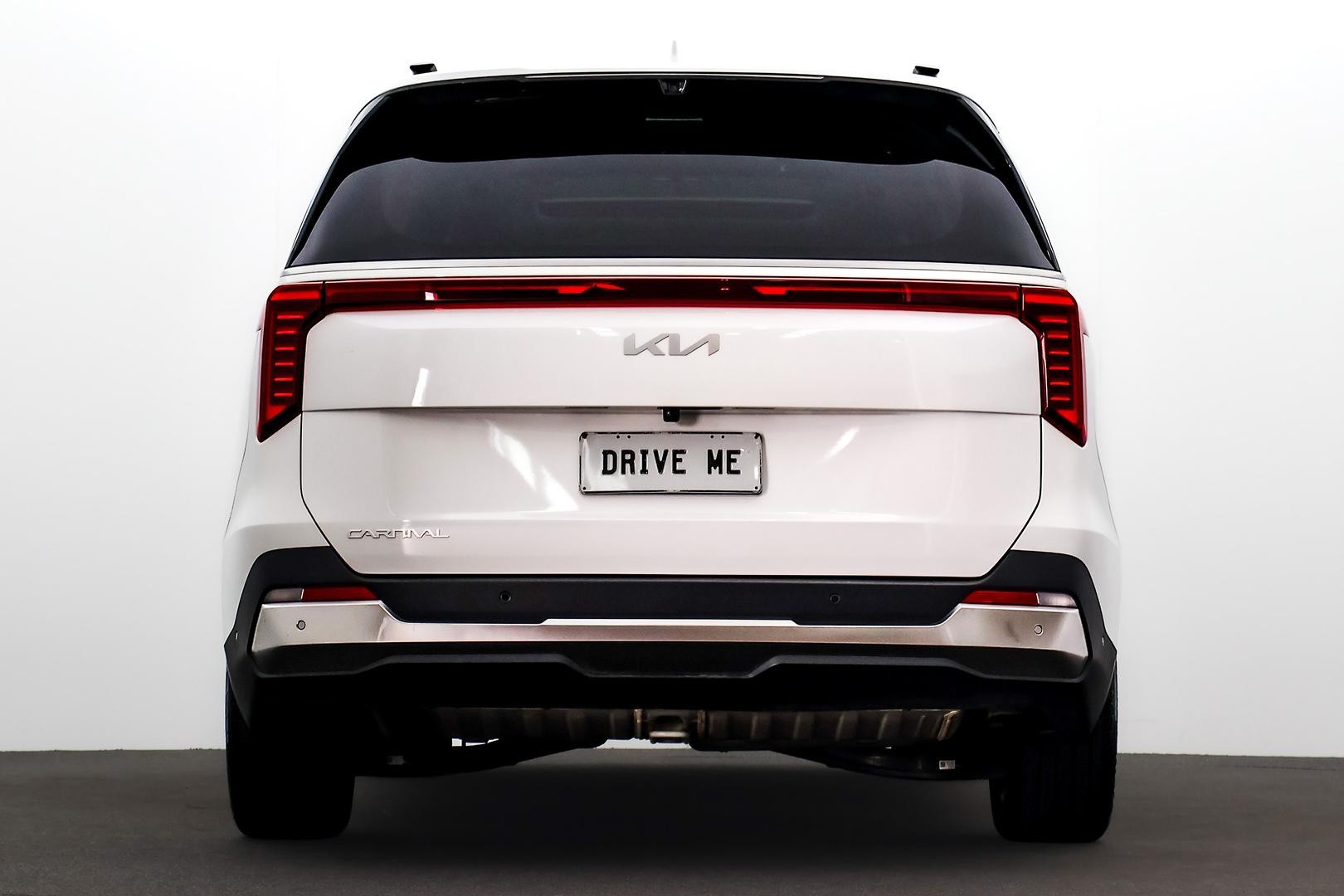 Kia Carnival image 3