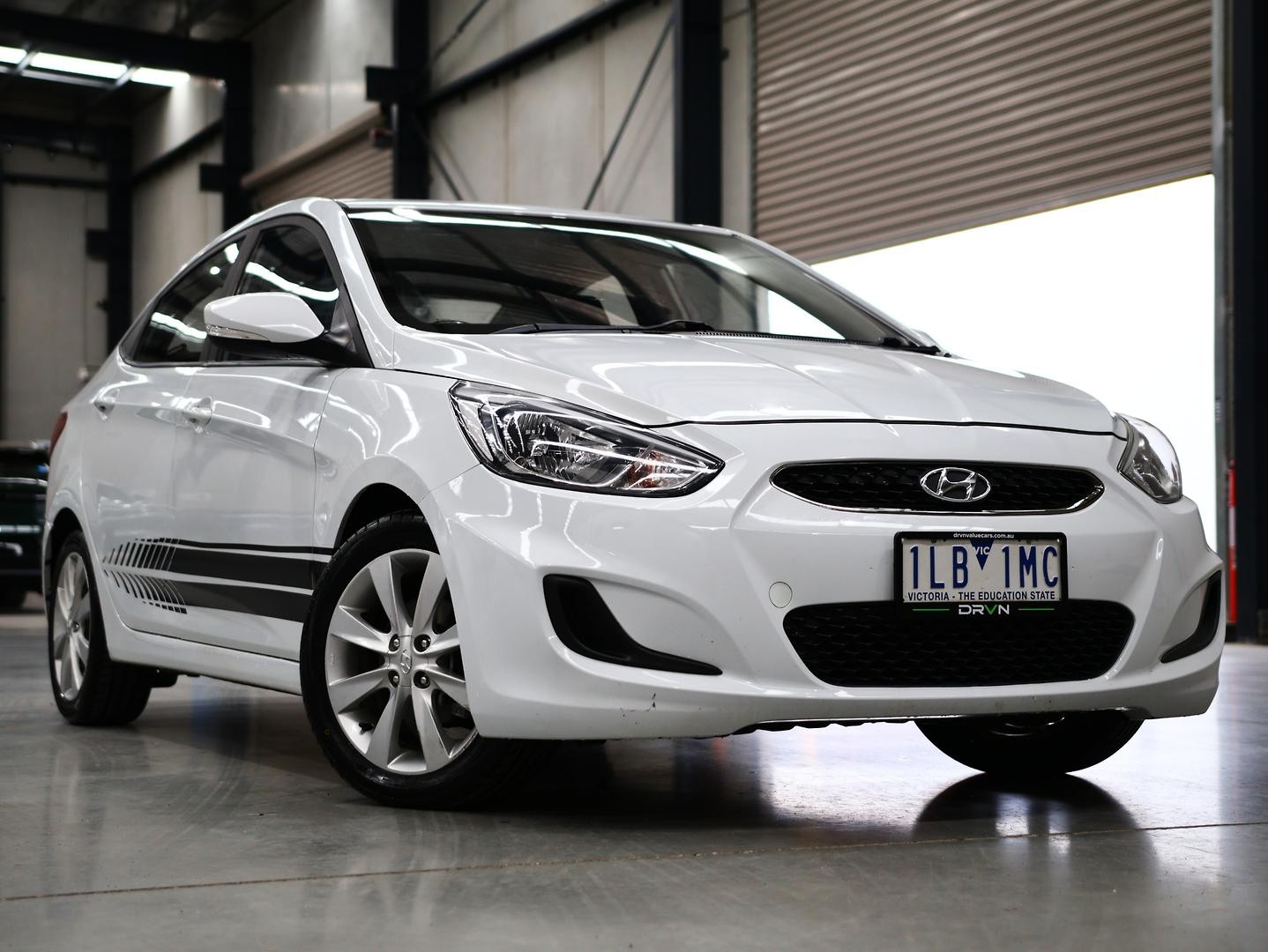 Hyundai Accent image 1