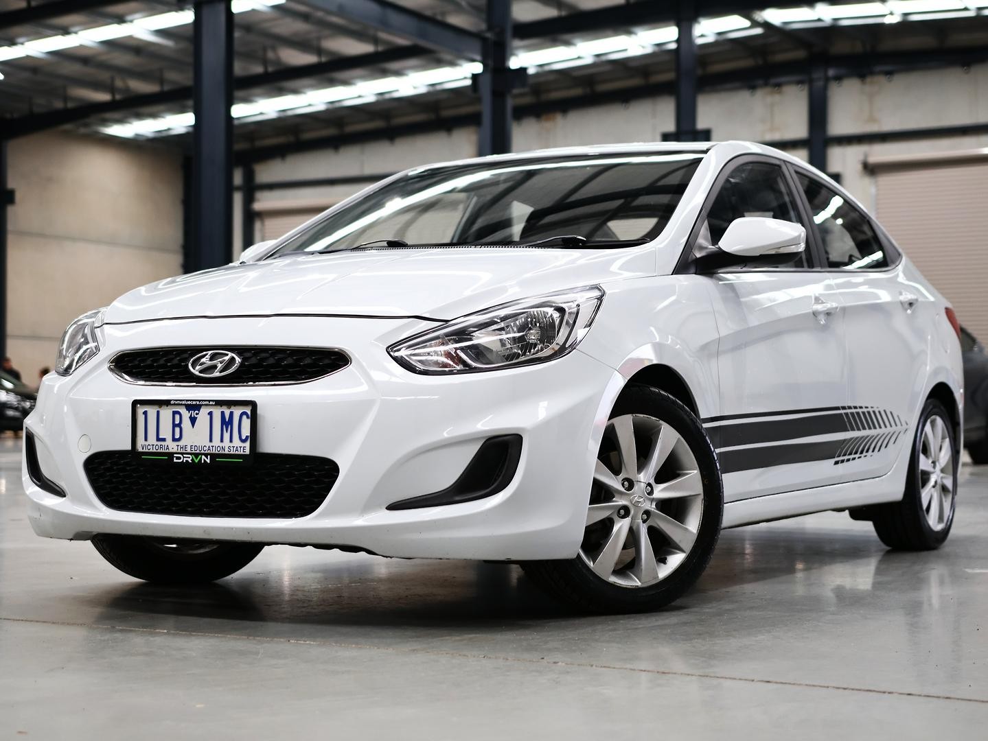 Hyundai Accent image 3