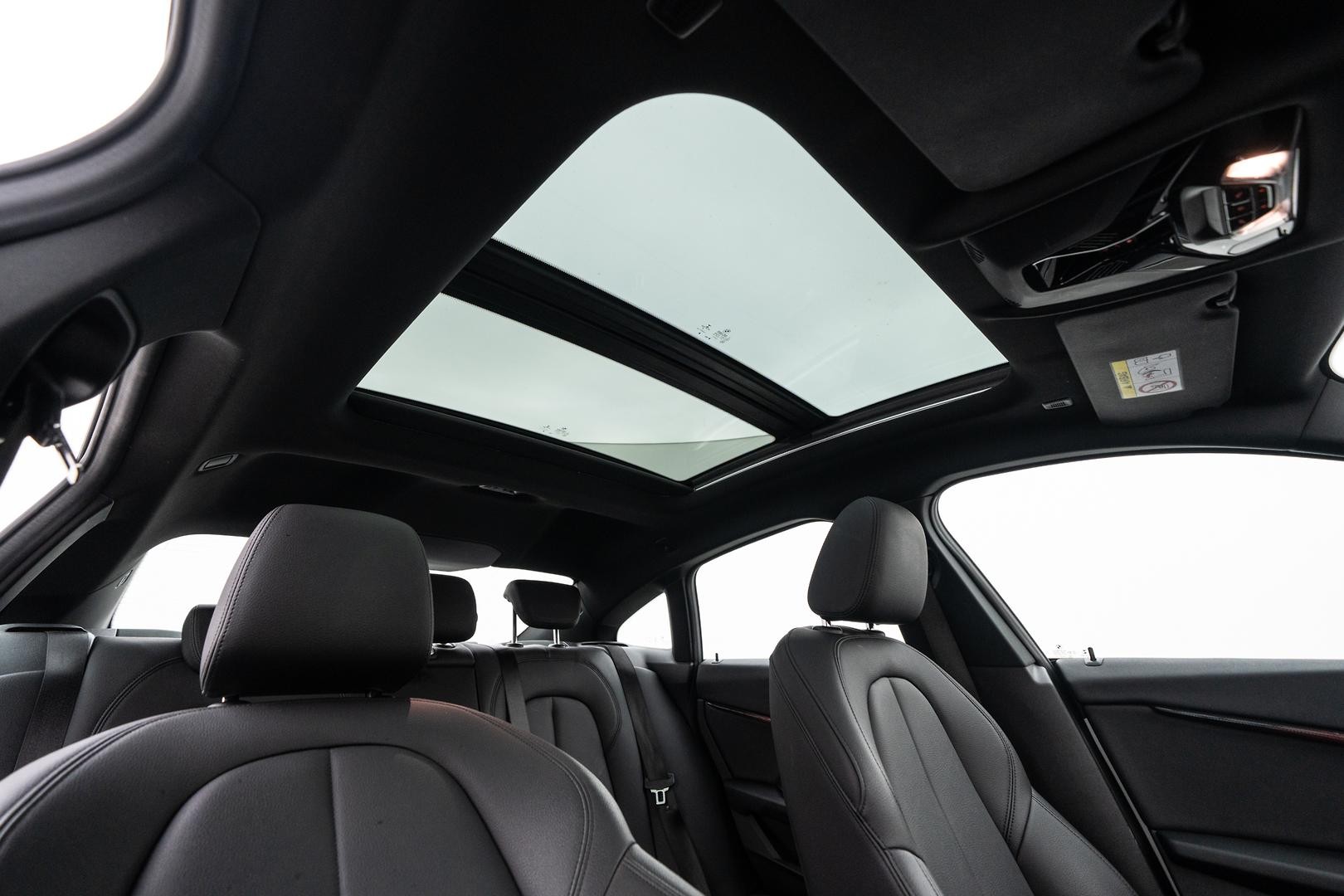BMW 2 Series image 4