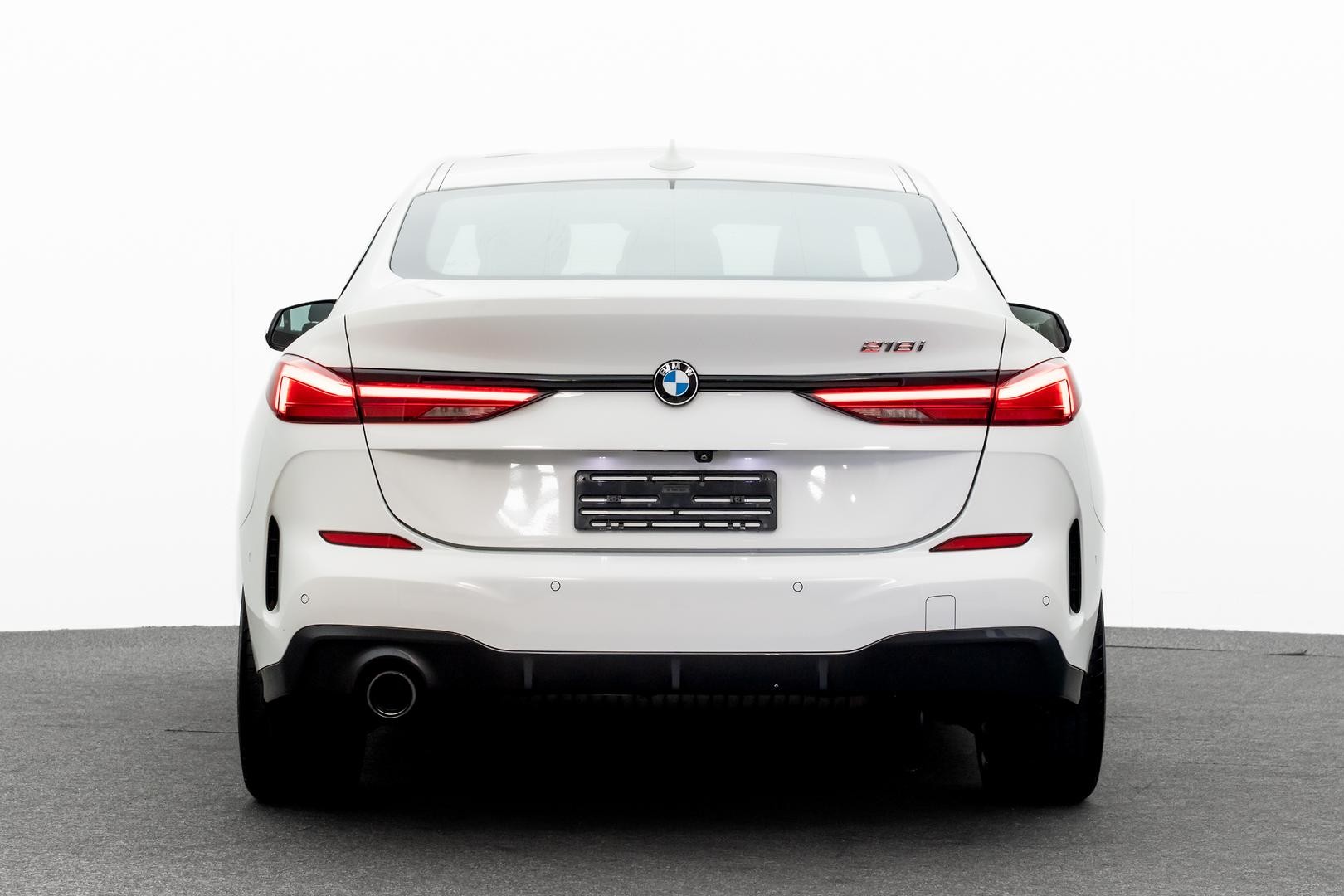 BMW 2 Series image 3