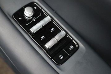 https://dvg-vehicle-assets.s3.amazonaws.com/C5178/agzv3mwbhrcp7m9wt8qrbj1ru.jpg