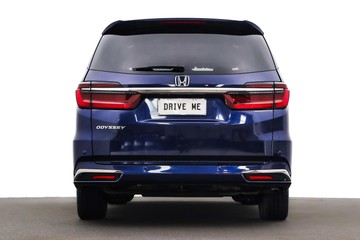 https://dvg-vehicle-assets.s3.amazonaws.com/C5180/3tbej9r71qmb9gfu79in39mmo.jpg