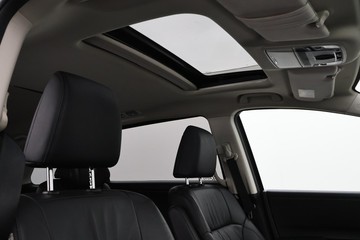 https://dvg-vehicle-assets.s3.amazonaws.com/C5180/7enfpwha7uihd3o8dz0fras06.jpg