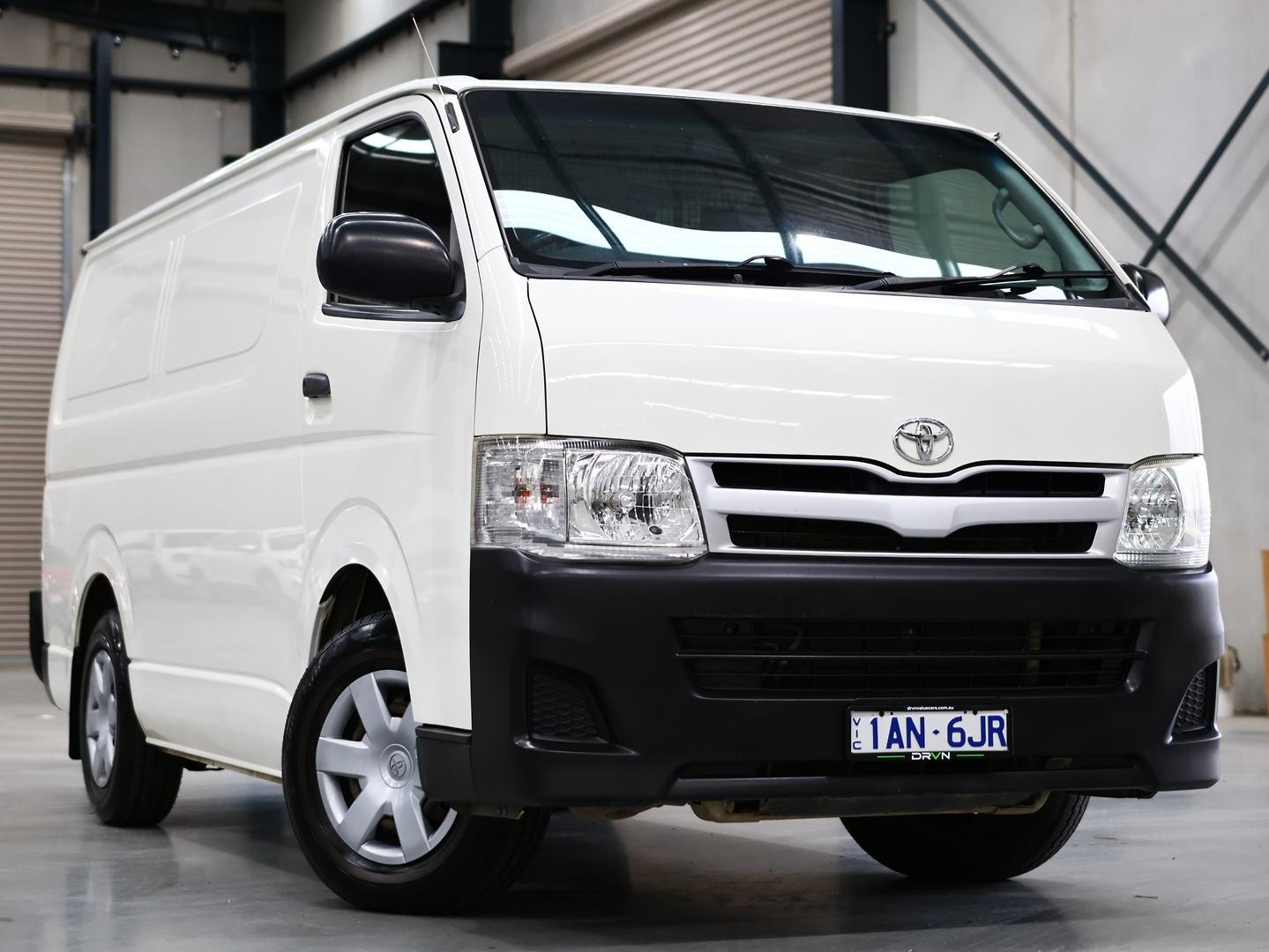 Toyota Hiace image 1