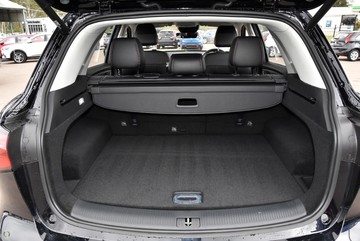 https://dvg-vehicle-assets.s3.amazonaws.com/C52106/i2sqxgffk7p7l6qqa8sxpctrc.jpg