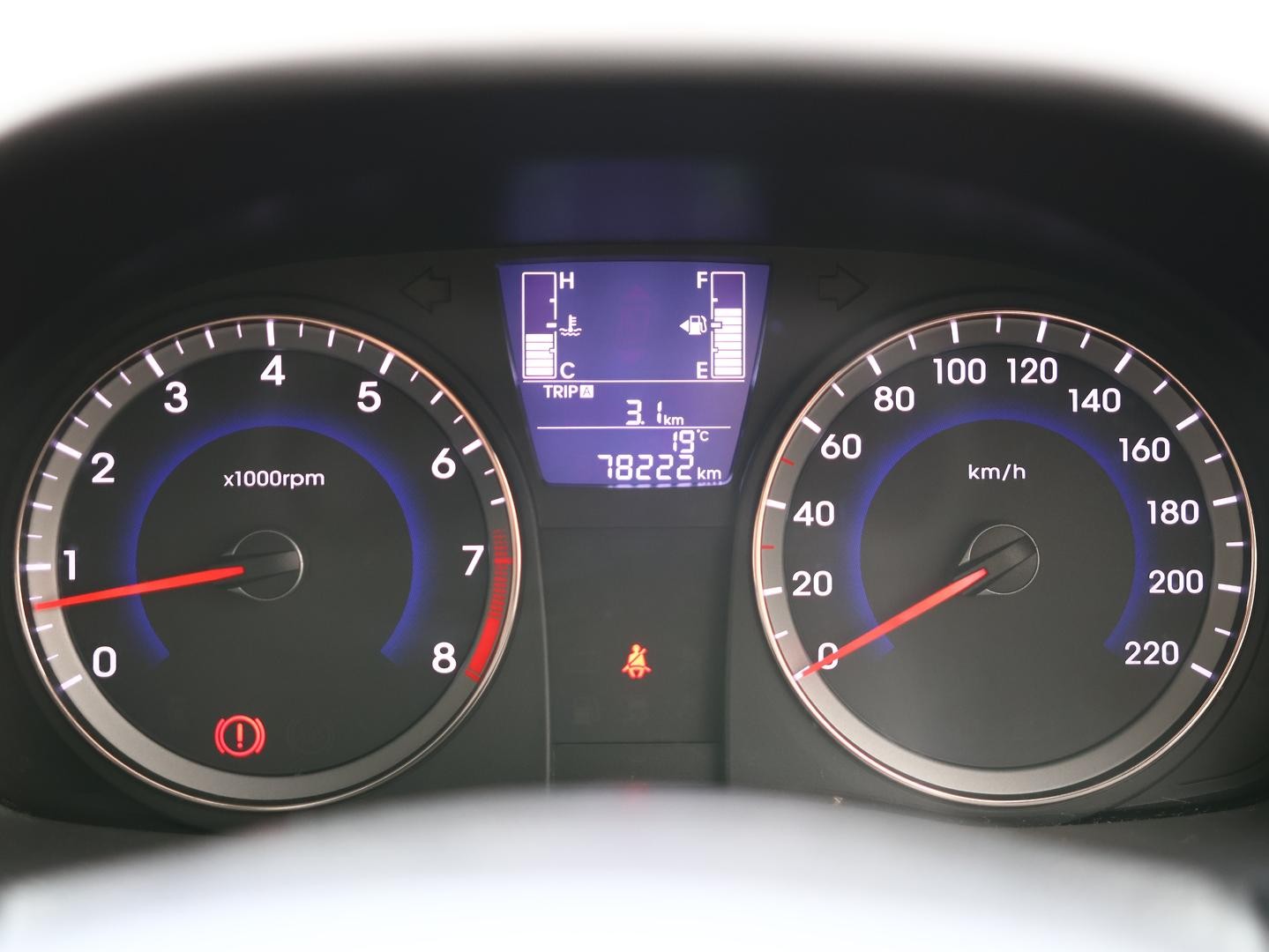 Hyundai Accent image 4