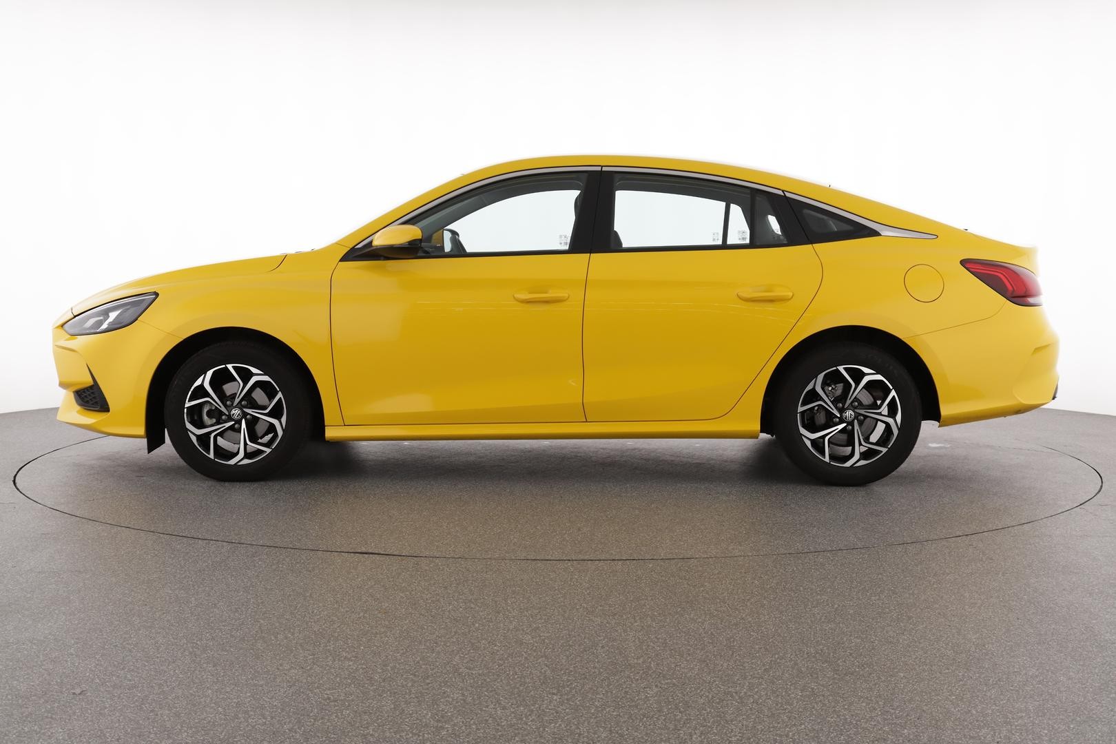 MG Mg5 image 3