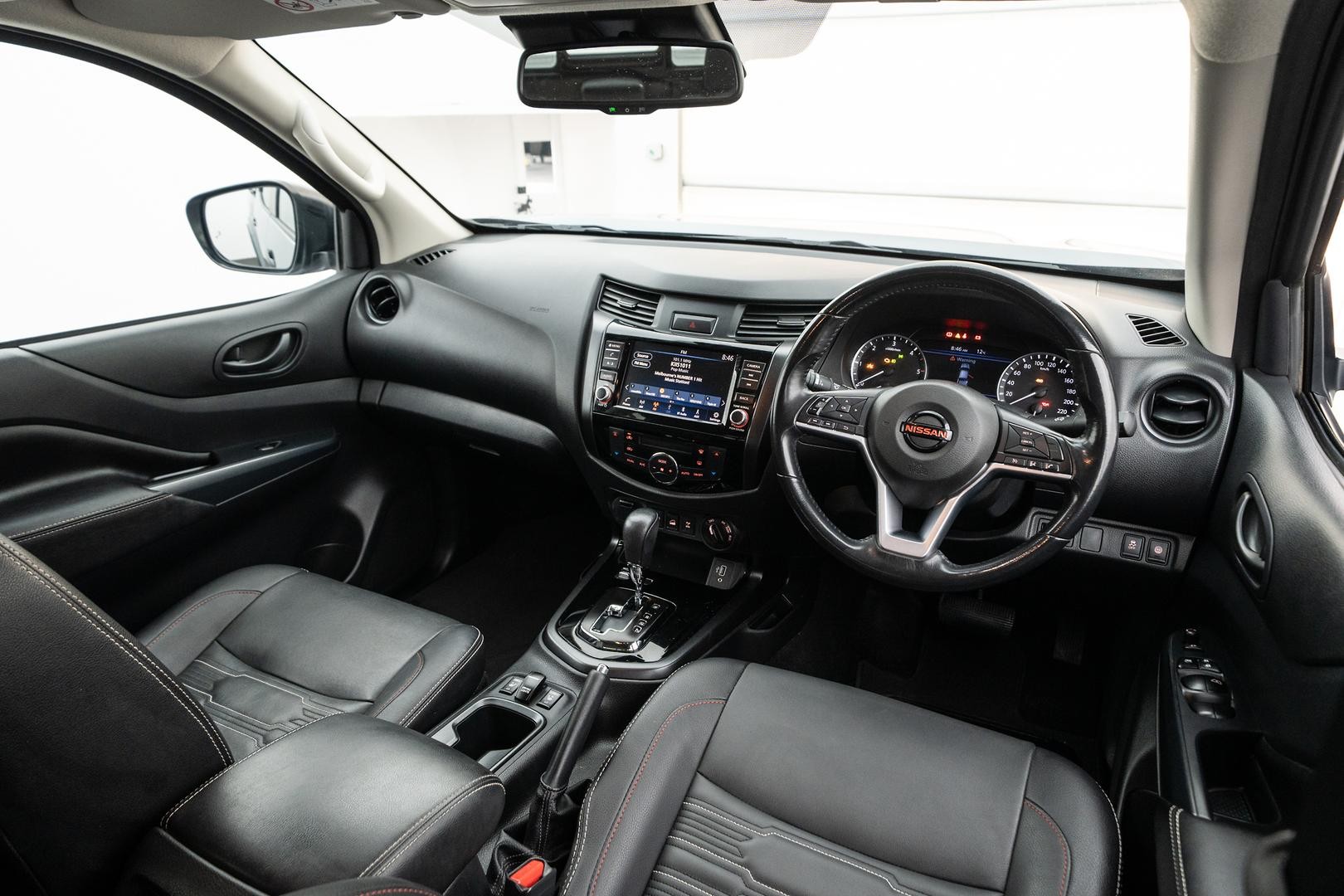 Nissan Navara image 4