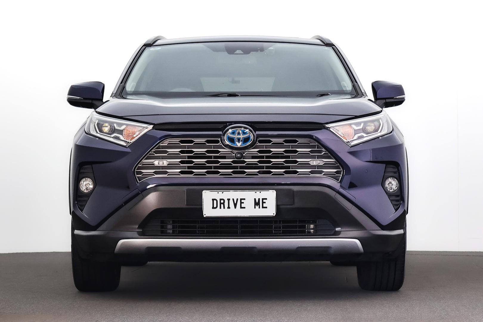 Toyota Rav4 image 2