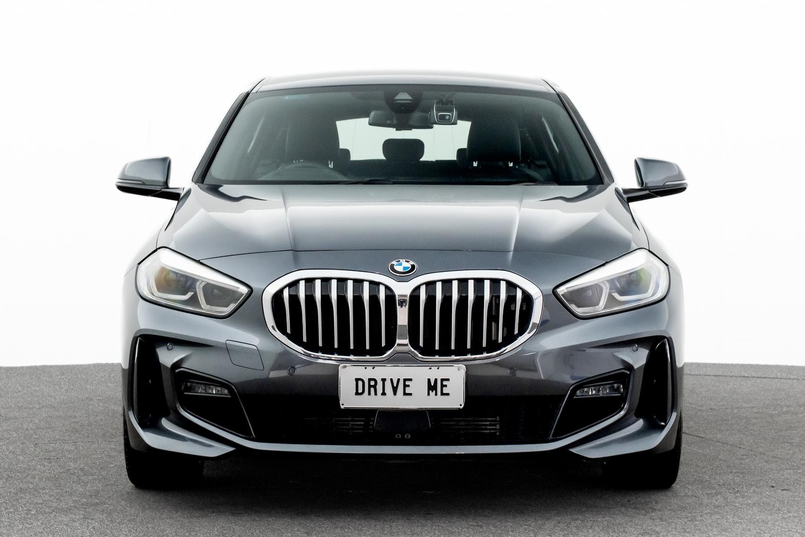 BMW 1 Series image 2