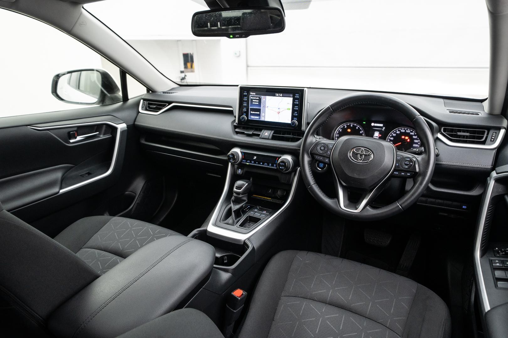 Toyota Rav4 image 4