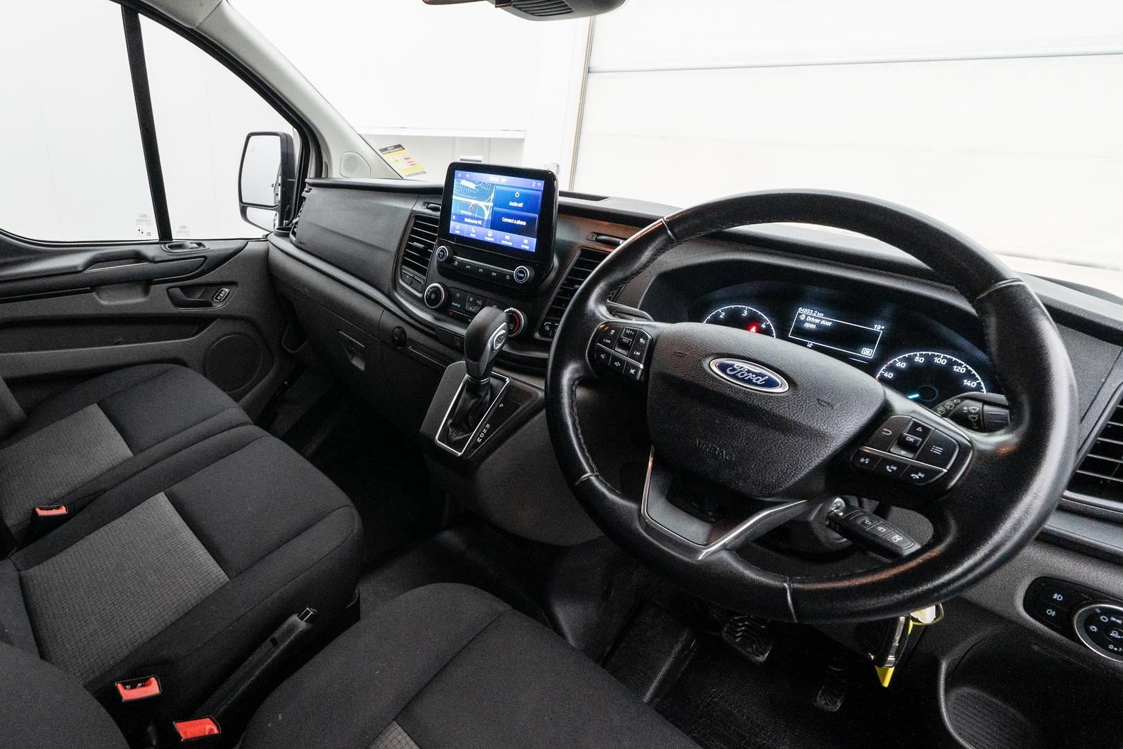 Ford Transit Custom image 4