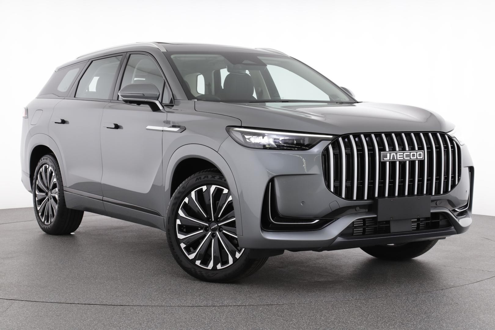 Jaecoo J8 image 1