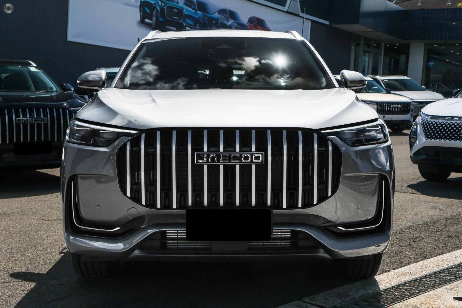 Jaecoo J8 image 2