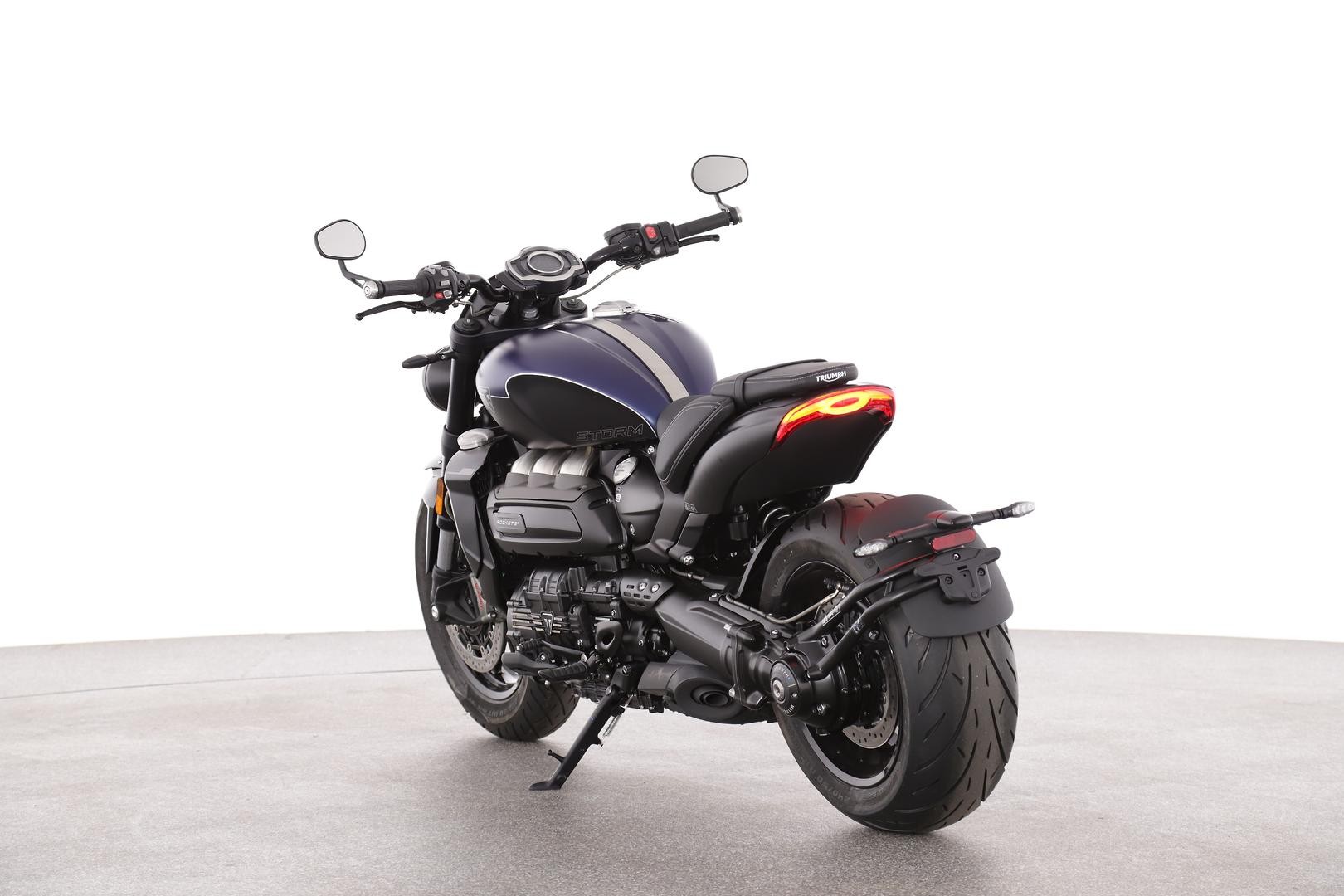 Triumph Rocket 3 R Storm image 3