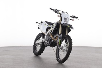 https://dvg-vehicle-assets.s3.amazonaws.com/CJ0487/4xy4972h0rzmsjjggxeb72s47.jpg