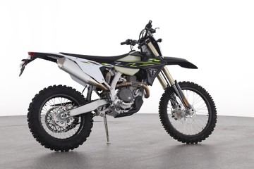 https://dvg-vehicle-assets.s3.amazonaws.com/CJ0487/9ky5dfw7ncwvksg1yxkp5xc6m.jpg
