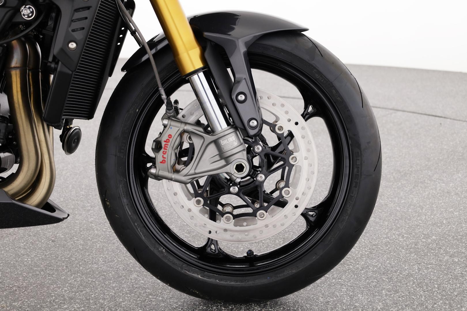 Triumph Speed Triple Rs 1200 image 4