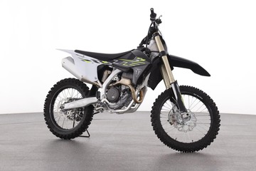 https://dvg-vehicle-assets.s3.amazonaws.com/CK6237/8v7q4oav3uycass09rjt5ryut.jpg