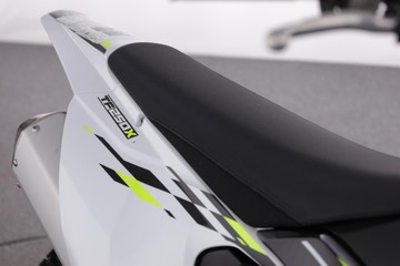 https://dvg-vehicle-assets.s3.amazonaws.com/CK6237/b13l59hecdi7ifqe3t8n9pxxw.jpg