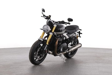 https://dvg-vehicle-assets.s3.amazonaws.com/CL6904/1v2xthl7po8jegkpdis837qve.jpg