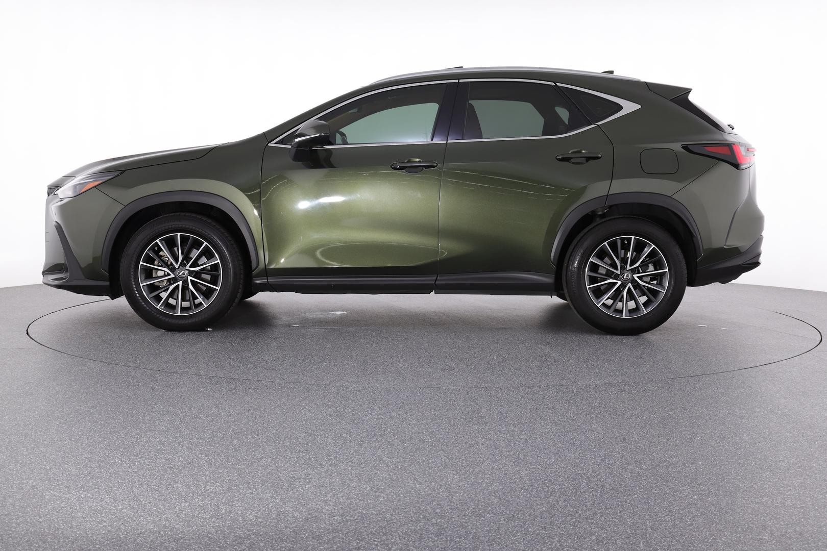 Lexus Nx image 3