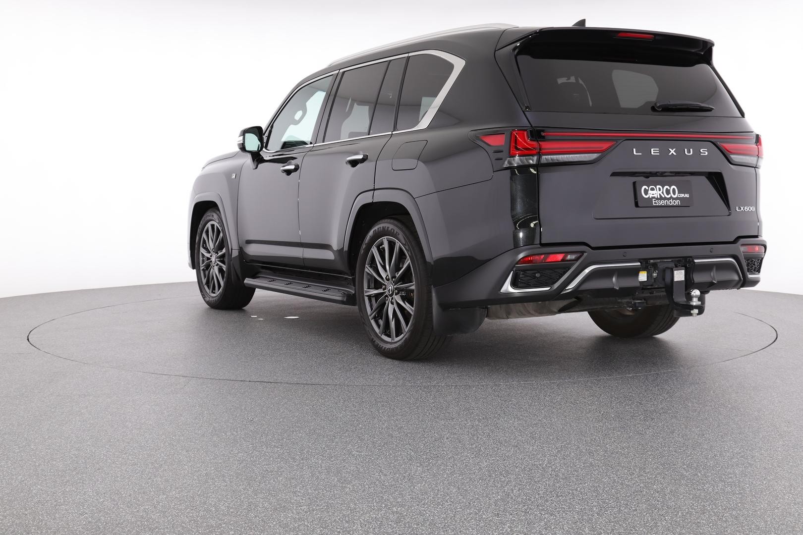 Lexus Lx image 4