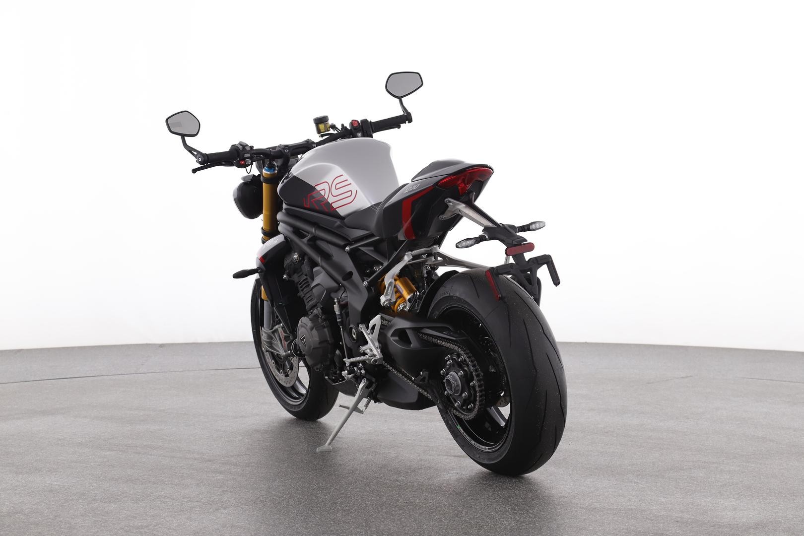 Triumph Speed Triple Rs 1200 image 3