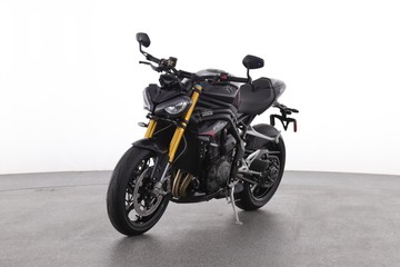https://dvg-vehicle-assets.s3.amazonaws.com/CN2184/ebdv0qzt45yf9g6xnp0sy88s9.jpg